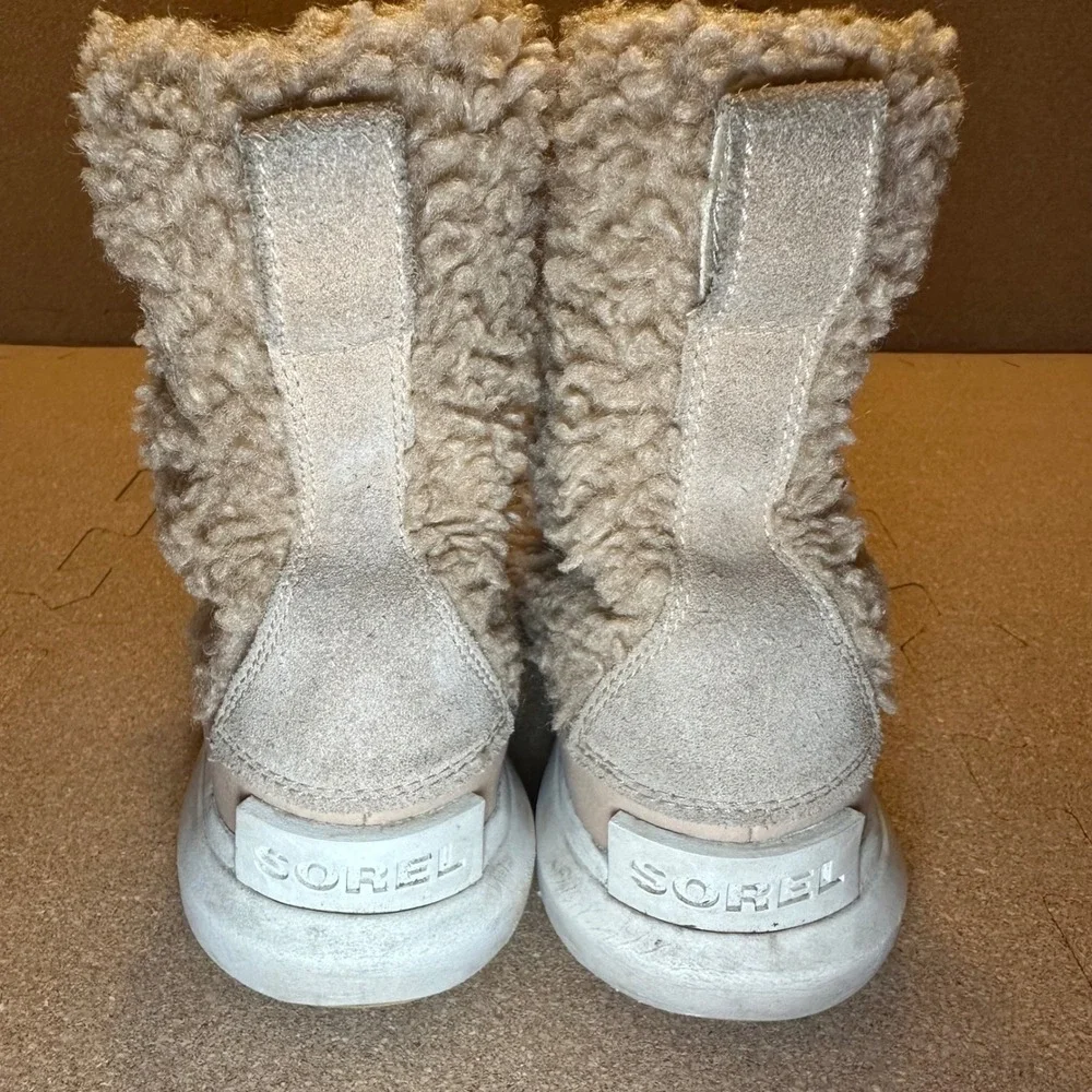 Sorel Kinetic Sport Tan Faux Fur Suede‎ Winter Boots NY4894-262 Womens 3